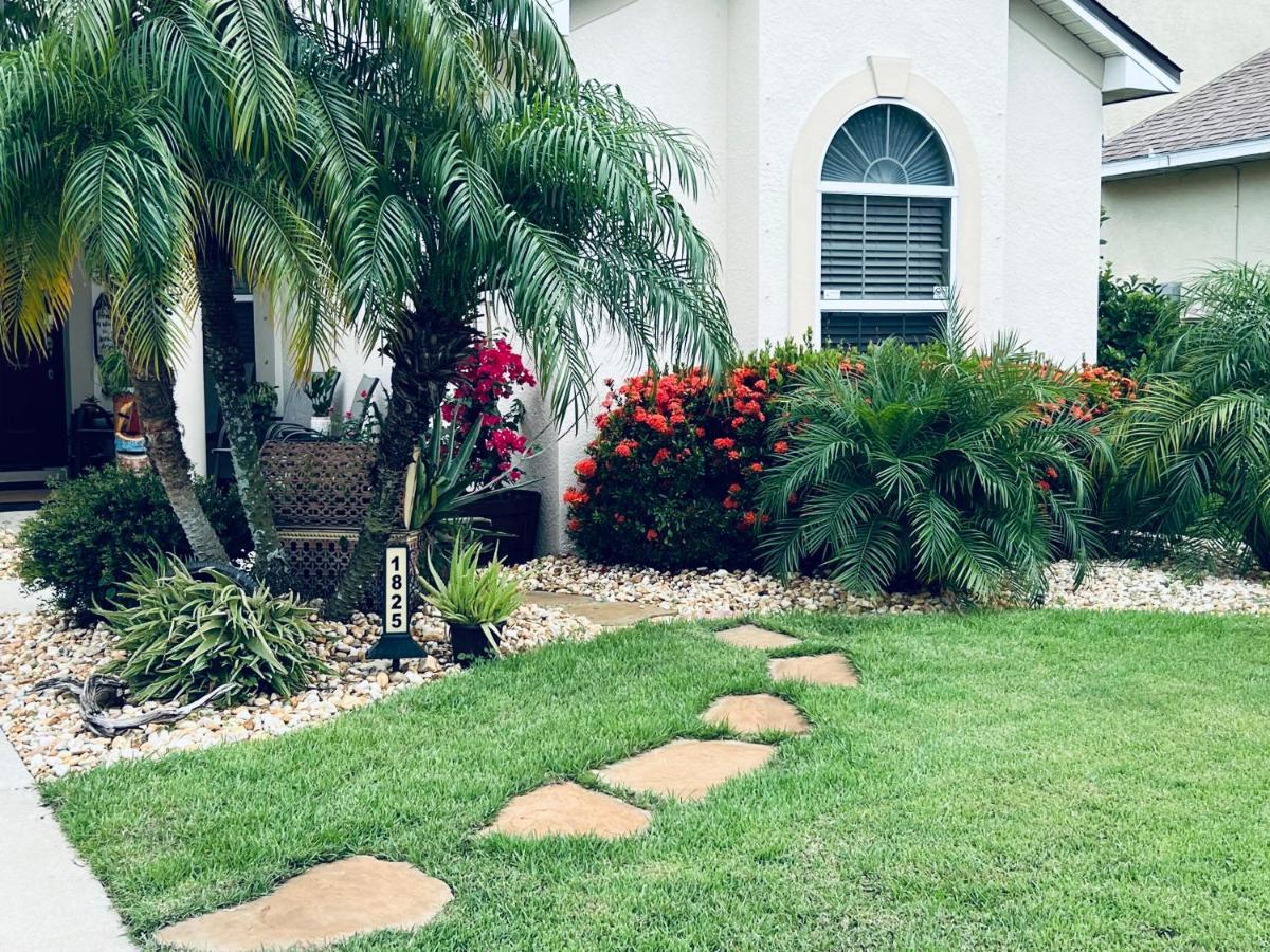 Ruskin Fl Private 2 Bdrm 1 Bath Suite Common Areas Shared With Host And Cat מראה חיצוני תמונה