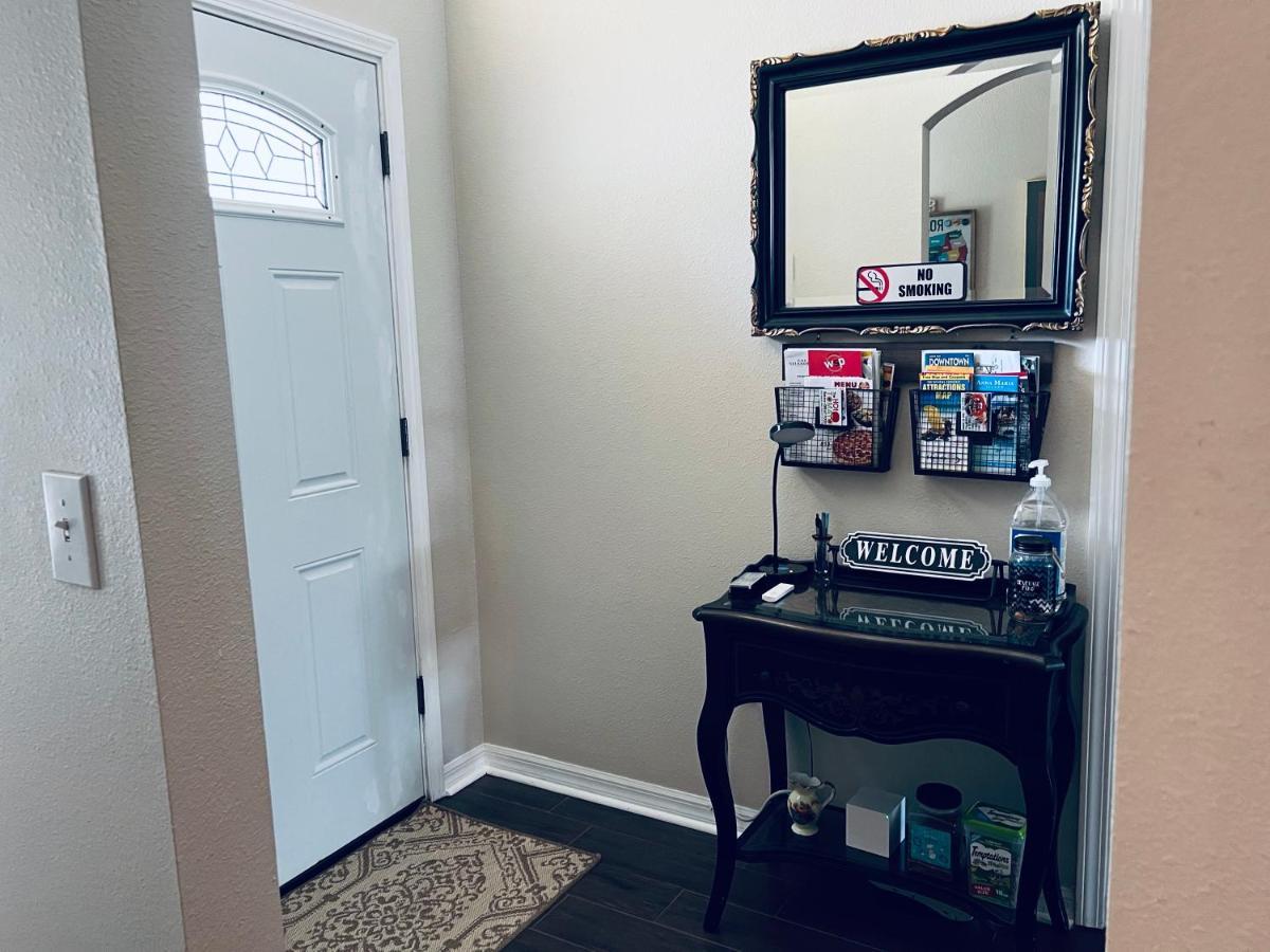 Ruskin Fl Private 2 Bdrm 1 Bath Suite Common Areas Shared With Host And Cat מראה חיצוני תמונה