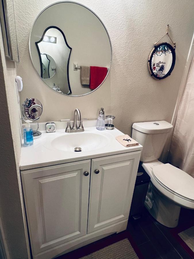 Ruskin Fl Private 2 Bdrm 1 Bath Suite Common Areas Shared With Host And Cat מראה חיצוני תמונה